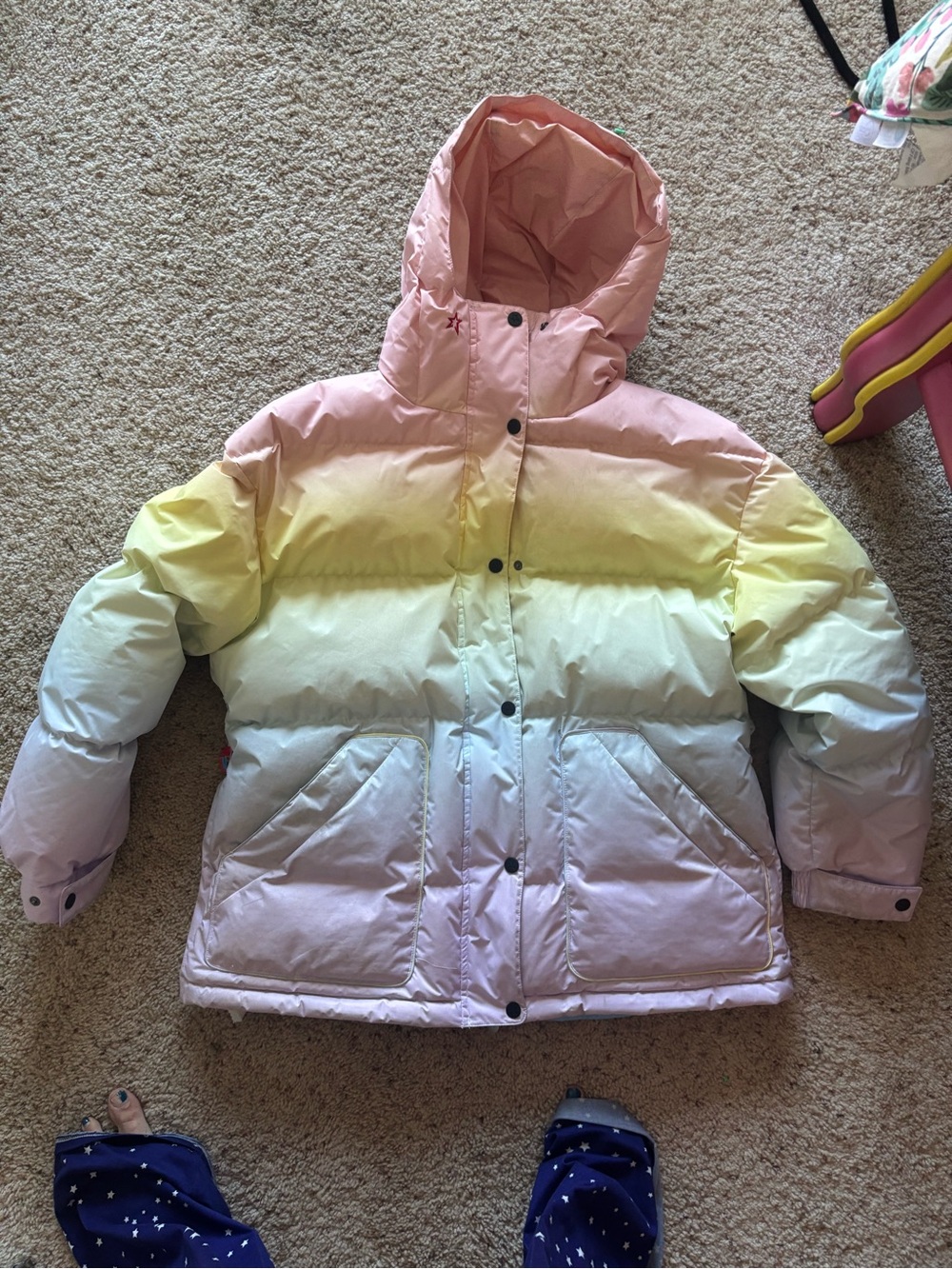 Perfect Moment Rainbow Ombré Winter Ski Puffer Jacket Goosedown and Feathers L